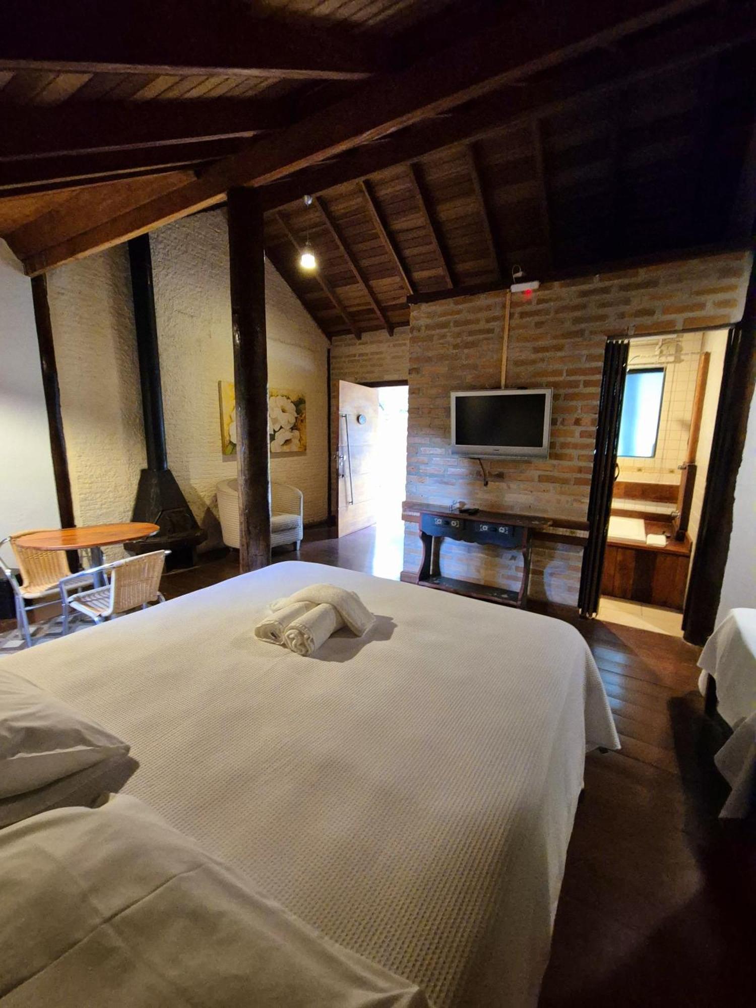 Passaro De Fogo Hotel Santo Antonio do Pinhal Bagian luar foto